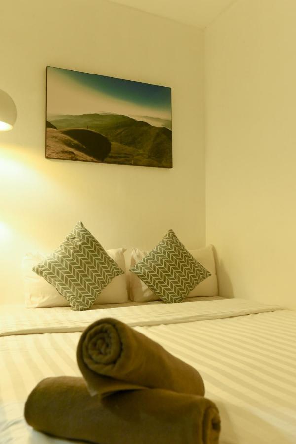 24 พอชเทล เชียงใหม่ Hostel ภายนอก รูปภาพ